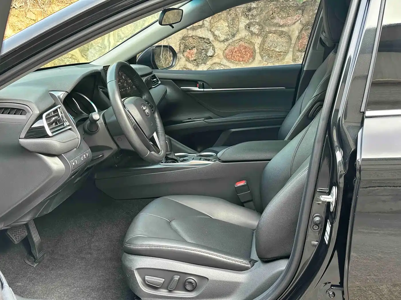 Toyota Camry 2021 2.0G Luxury Edition фото 4