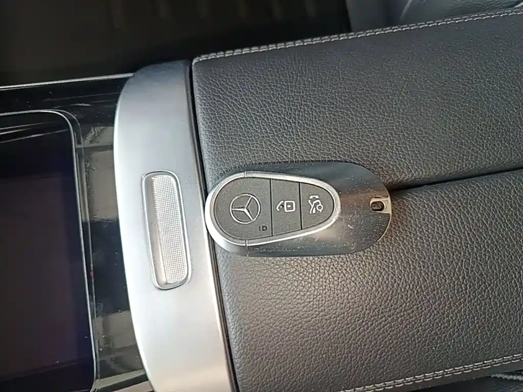 Mercedes-Benz C-Class 2022 C 200 L Sport Version фото 9