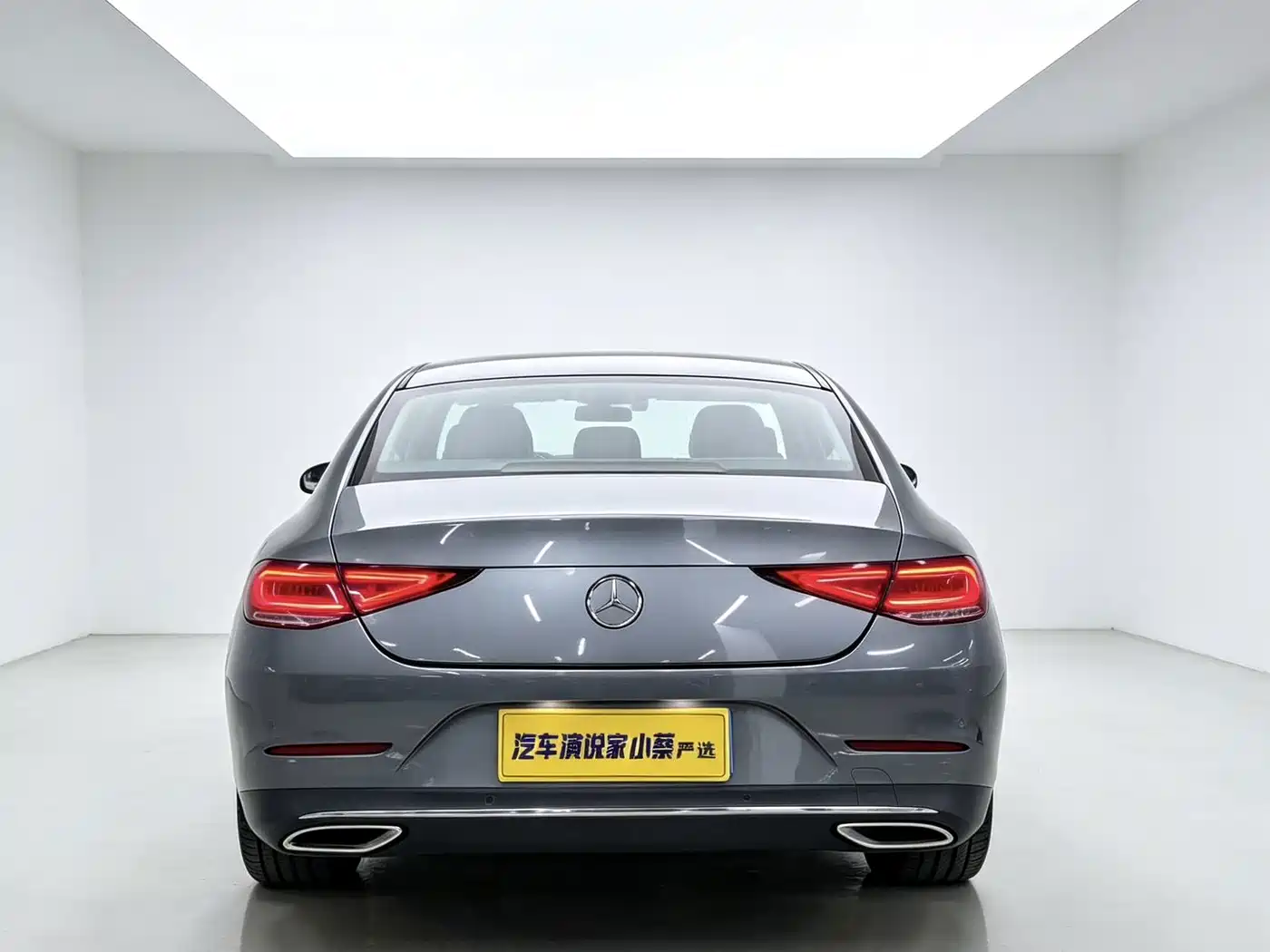 Фото 9 - Mercedes-Benz CLS