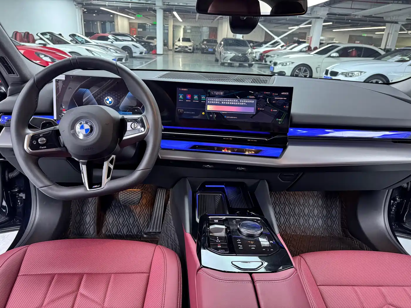BMW 5 Series 2025 530Li Leading M Sport Package фото 6