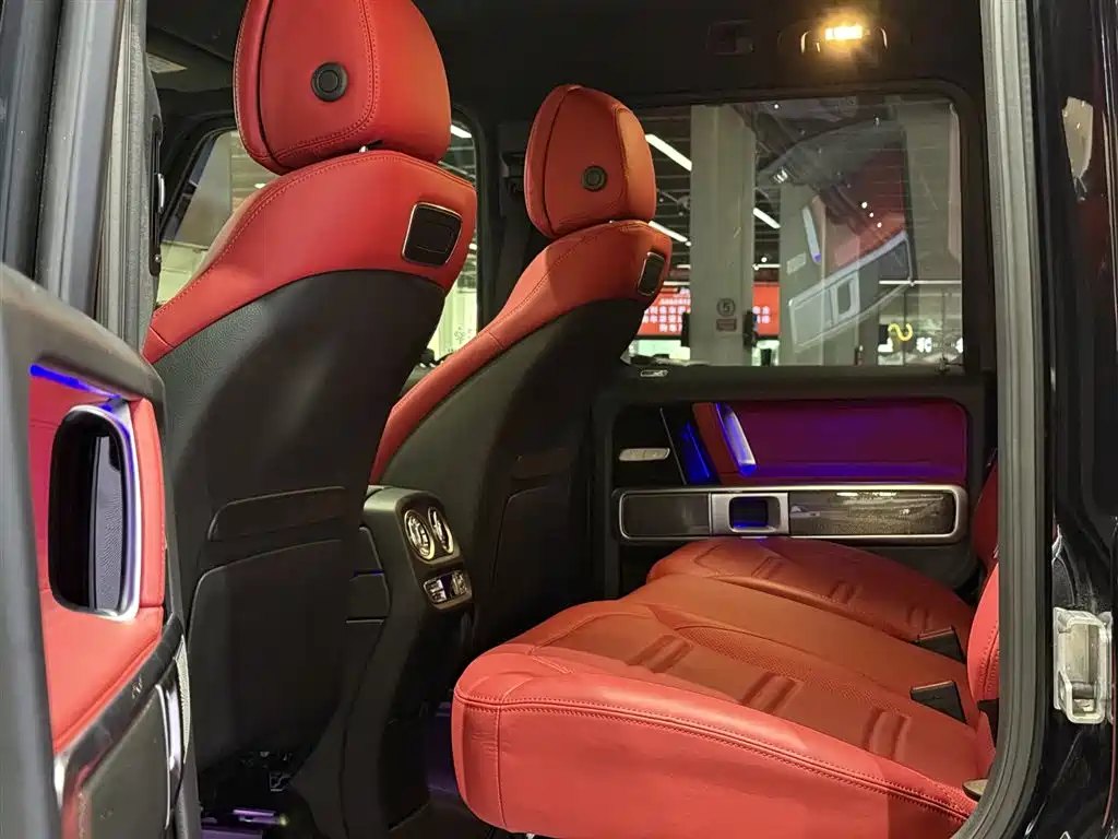 Mercedes-Benz G-Class 2024 G 500 фото 16