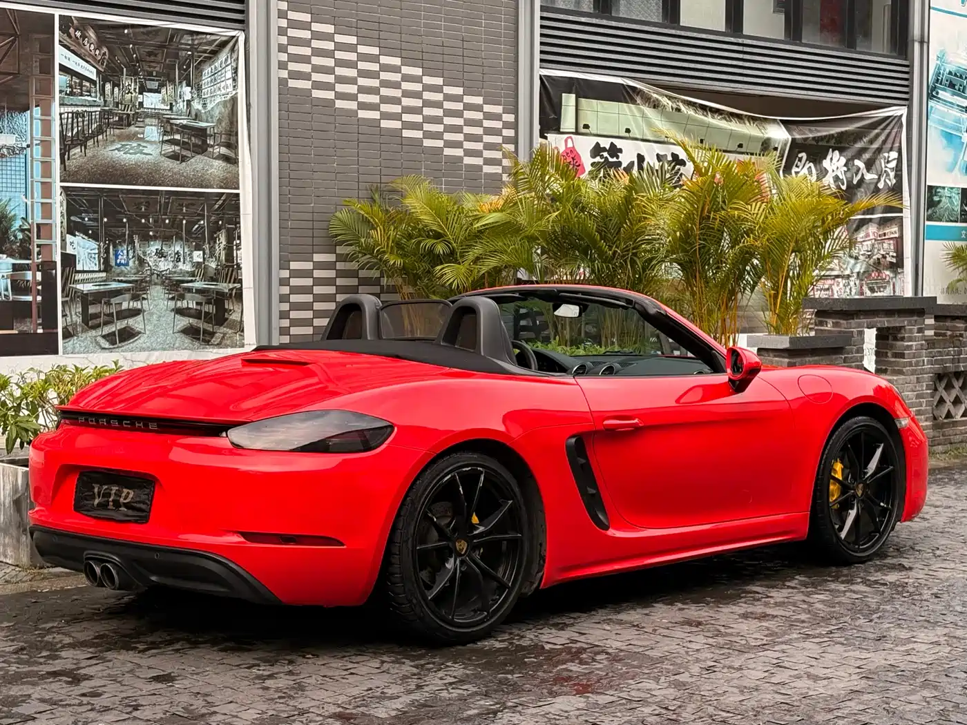 Porsche 718 2018 Boxster 2.0T фото 8