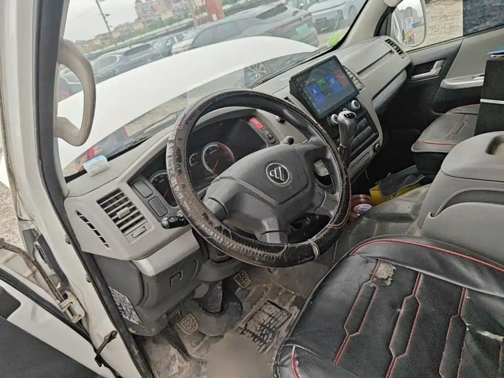 Foton Fengjing G7 2022 2021 Model 2.0T Diesel Commercial Version Long Wheelbase High Roof 2-Seater Cargo Van D20TCIF1