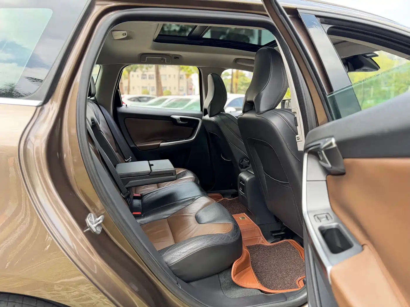 Фото 17 - Volvo XC60 (Import)