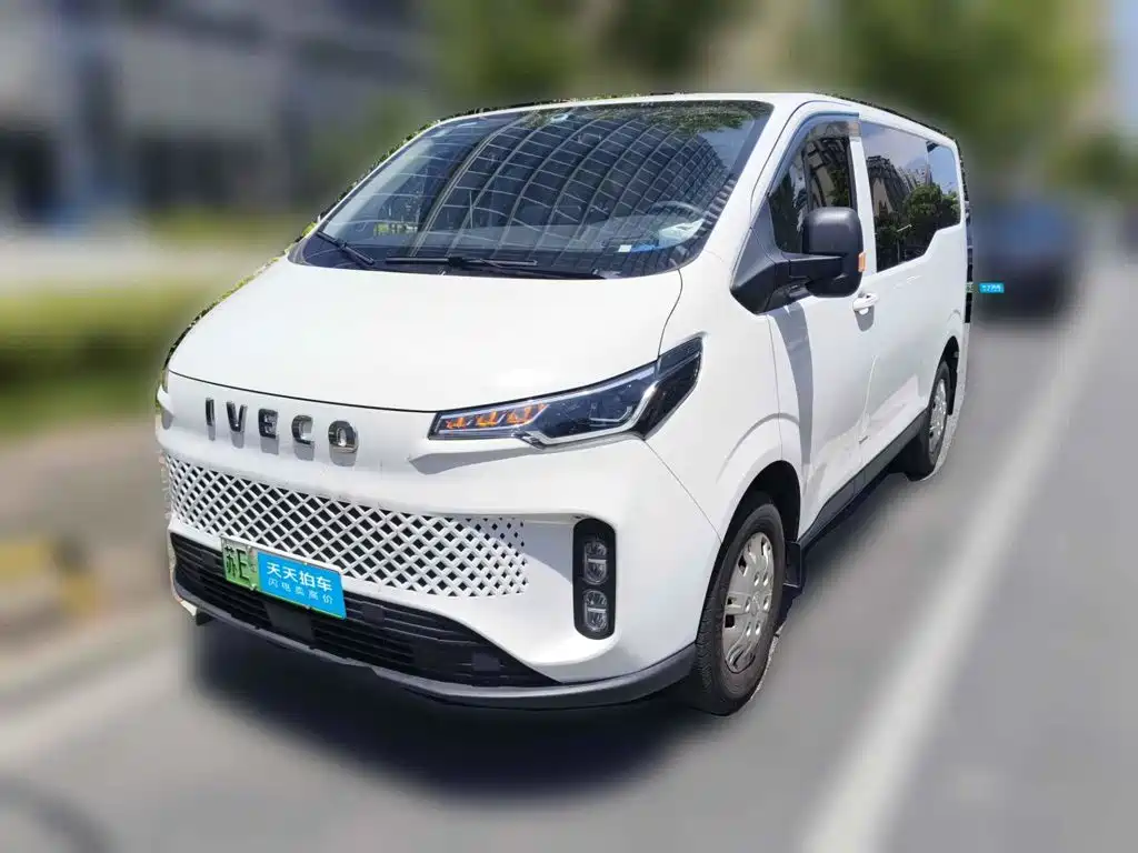 Iveco Juxing New Energy 2025 2025 Model Multi-Purpose Vehicle 77kWh Standard Wheelbase Low Roof 5-9 seats