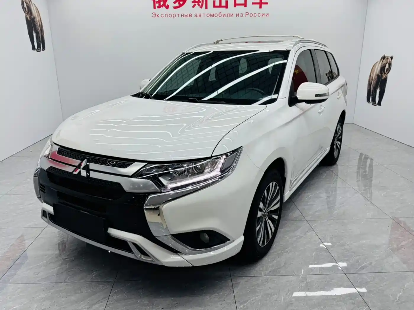 Mitsubishi Outlander 2021 Facelift 2.0L 2WD Premium Edition 7-Seater