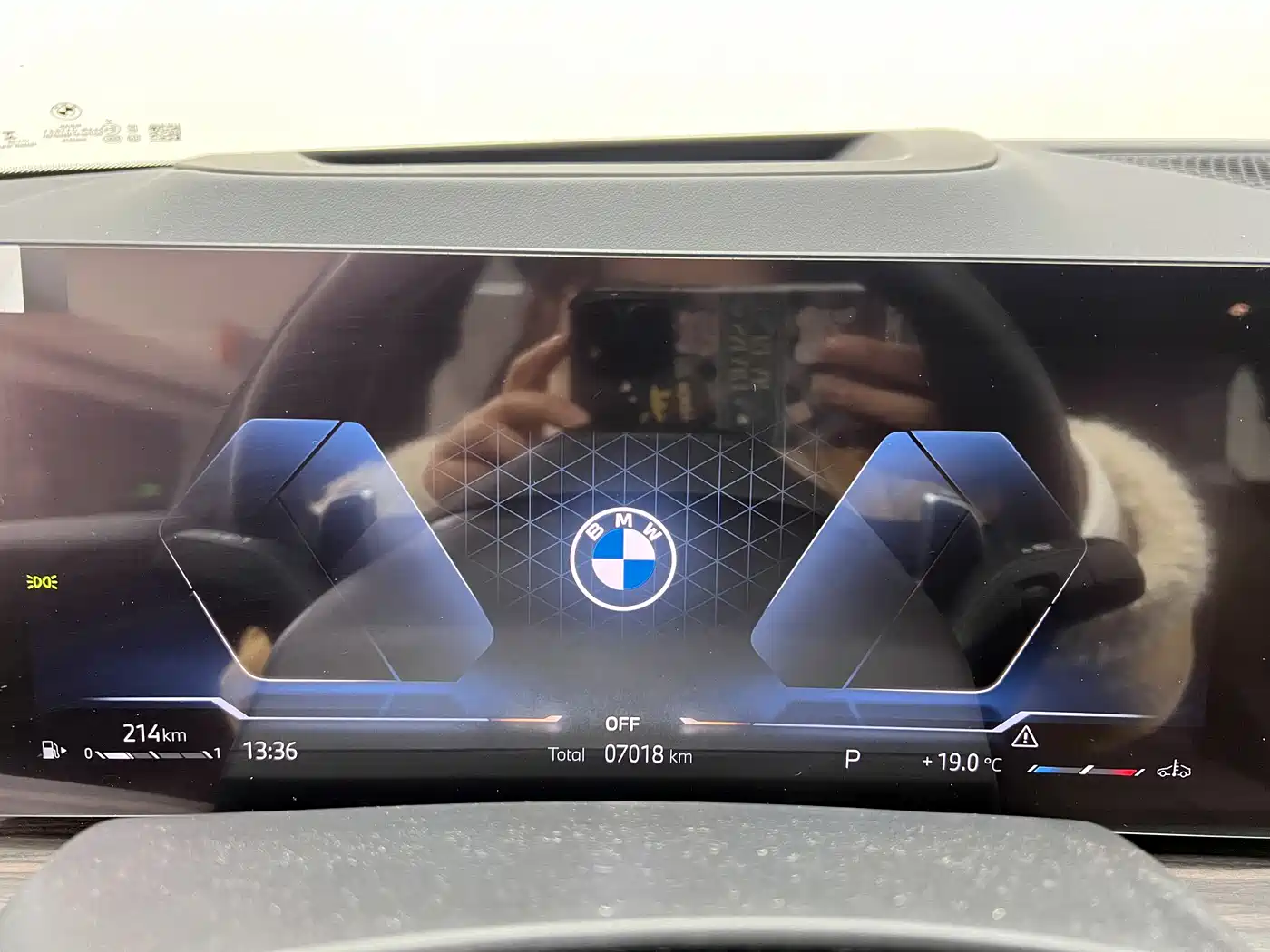 BMW X5 2025 Model xDrive 40Li M Sport Blackout Package фото 30
