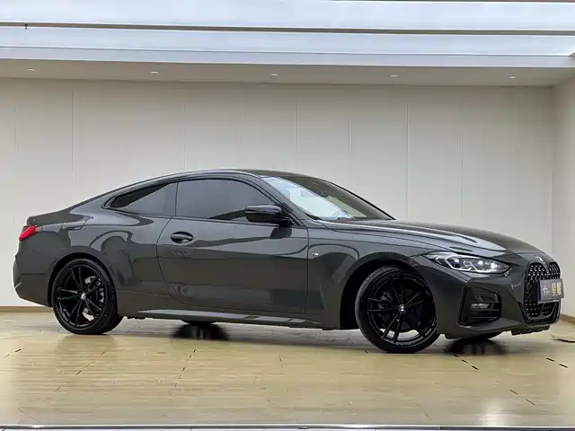 BMW 4 Series 2023 425i M Sport Shadowline Package — фото 1