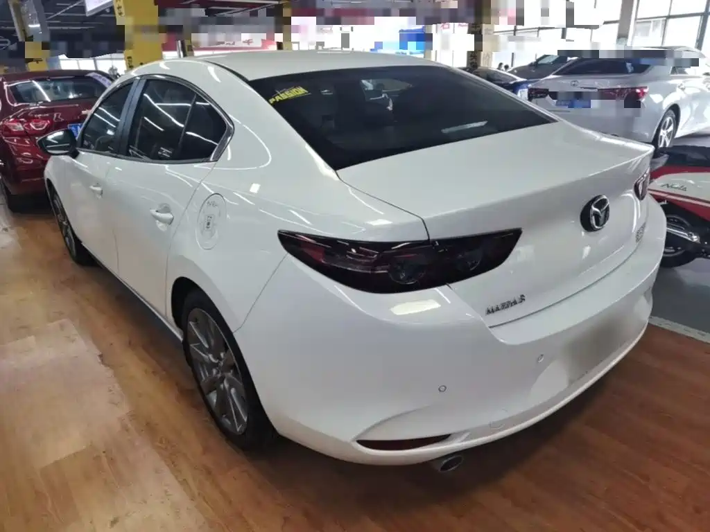 Mazda Mazda 3 2024 2023 2.0L Auto Zhixuan