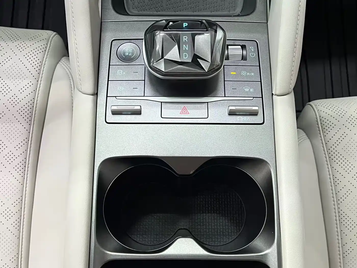 BYD Yuan UP 2025 2024 401KM Vitality Edition