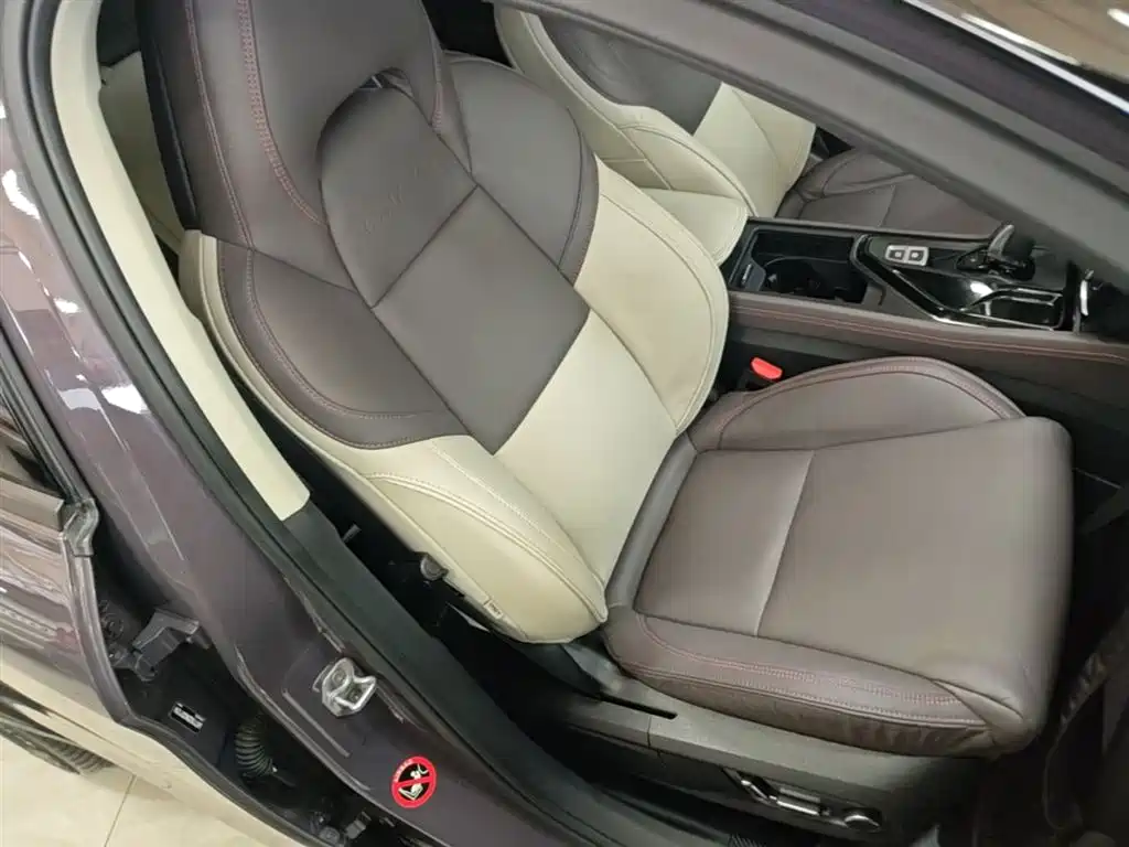 Lynk & Co 02 2019 High Energy Edition 2.0T Auto 2WD Pro Version China VI фото 25