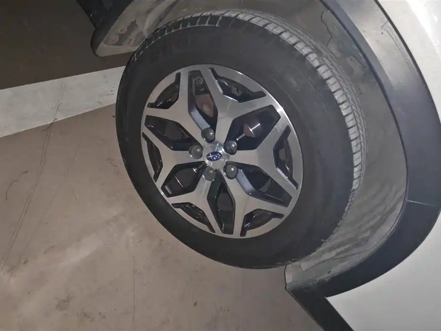 SUBARU FORESTER