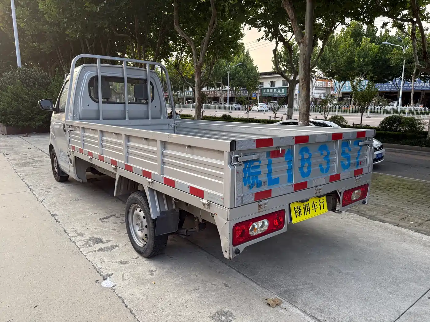 Karry Youjin T5 2024 2024 1.5L Single Row Flatbed Comfort DAM15KR