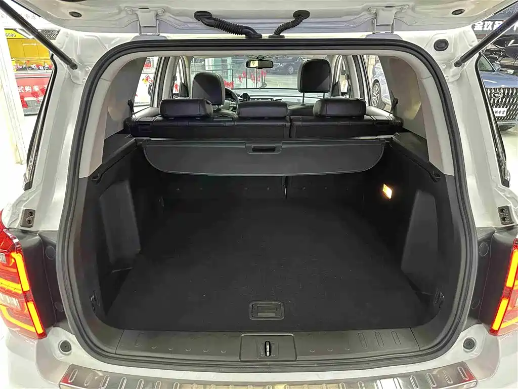 GAC Trumpchi Trumpchi GS7 2019 390T 2WD Luxury Model фото 23
