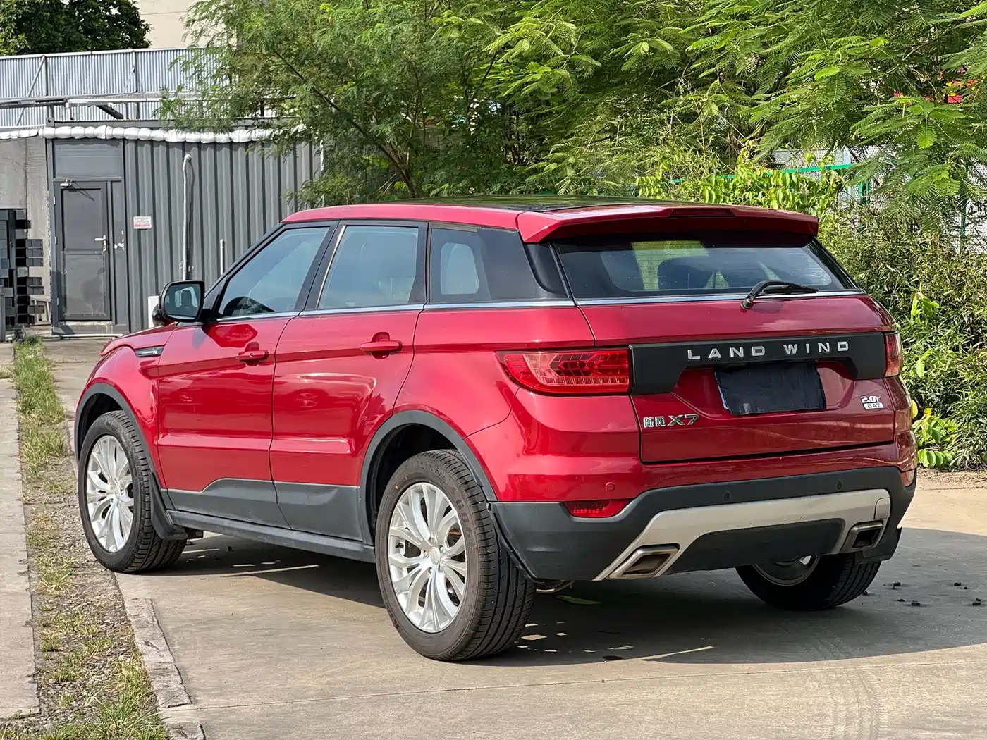 2017 Landwind X7
