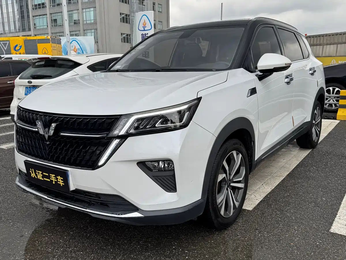 Wuling Motors Wuling Xingchen 2021 2021 1.5T CVT Starlight Edition