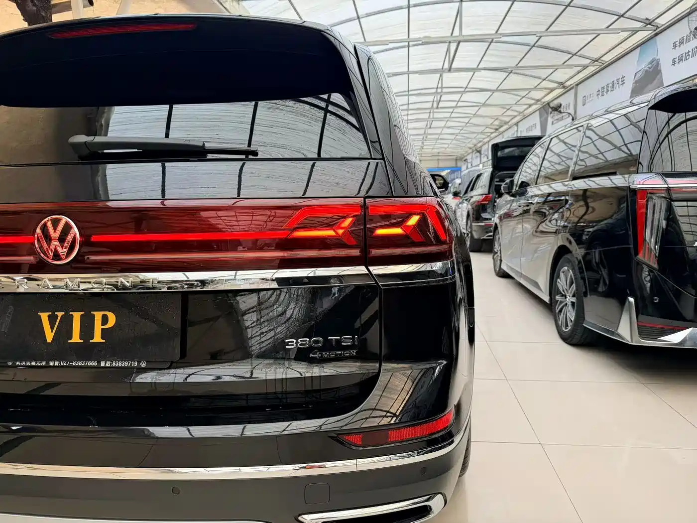 Volkswagen Teramont 2023 380TSI AWD Premium Luxury Edition фото 6