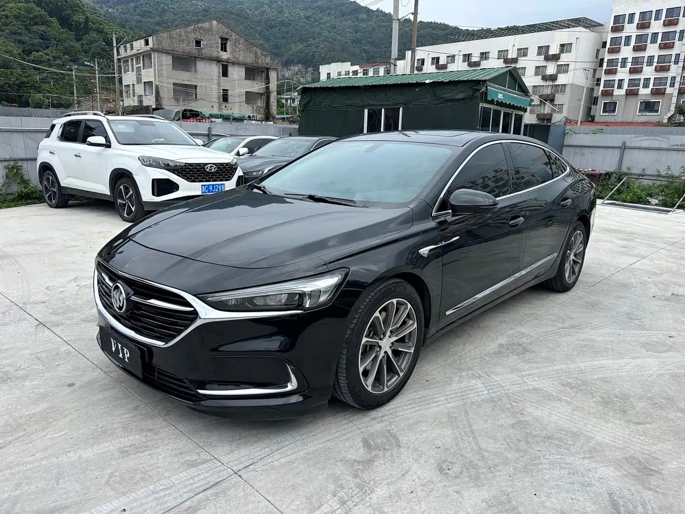Фото 1 - Buick LaCrosse