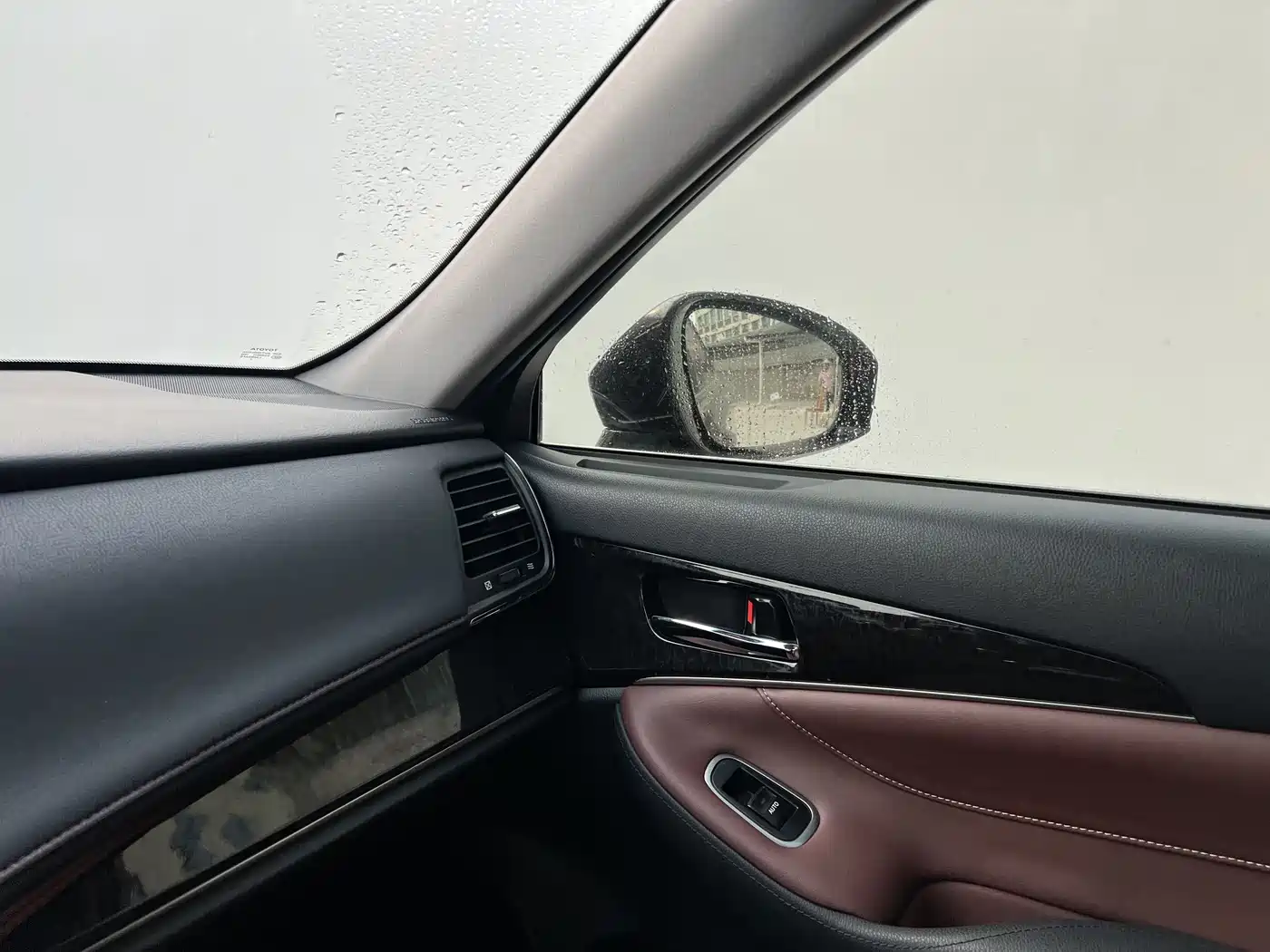 Toyota Crown 2018 2.0T Sport Edition фото 7