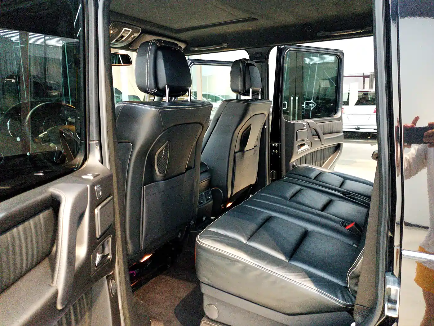 Mercedes-Benz G-Class 2018 G 500 designo Masterpiece Collector's Edition фото 9