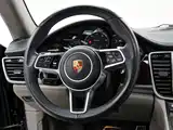 صورة 15 - Porsche Panamera