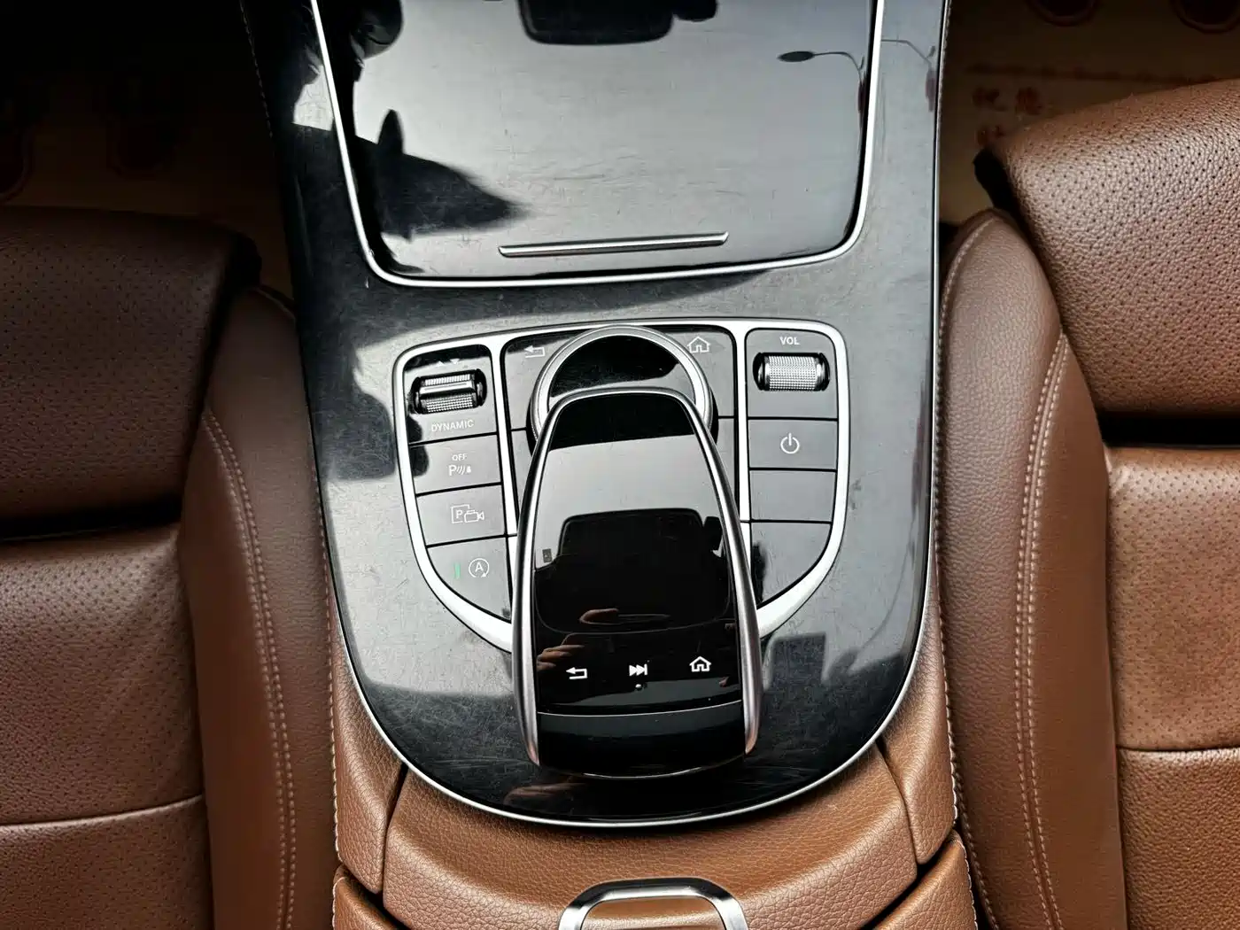 Mercedes-Benz E-Class 2016 E 200 L Sport Type фото 19