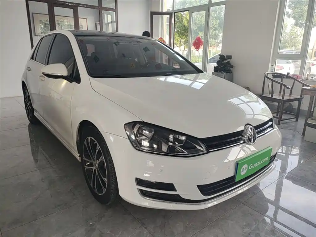 Volkswagen Golf 2016 230TSI Automatic Comfort фото 4