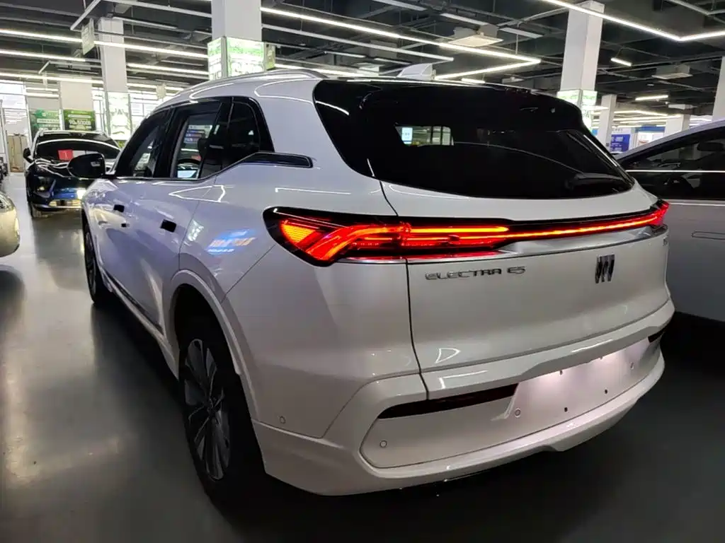 2025 Buick E5