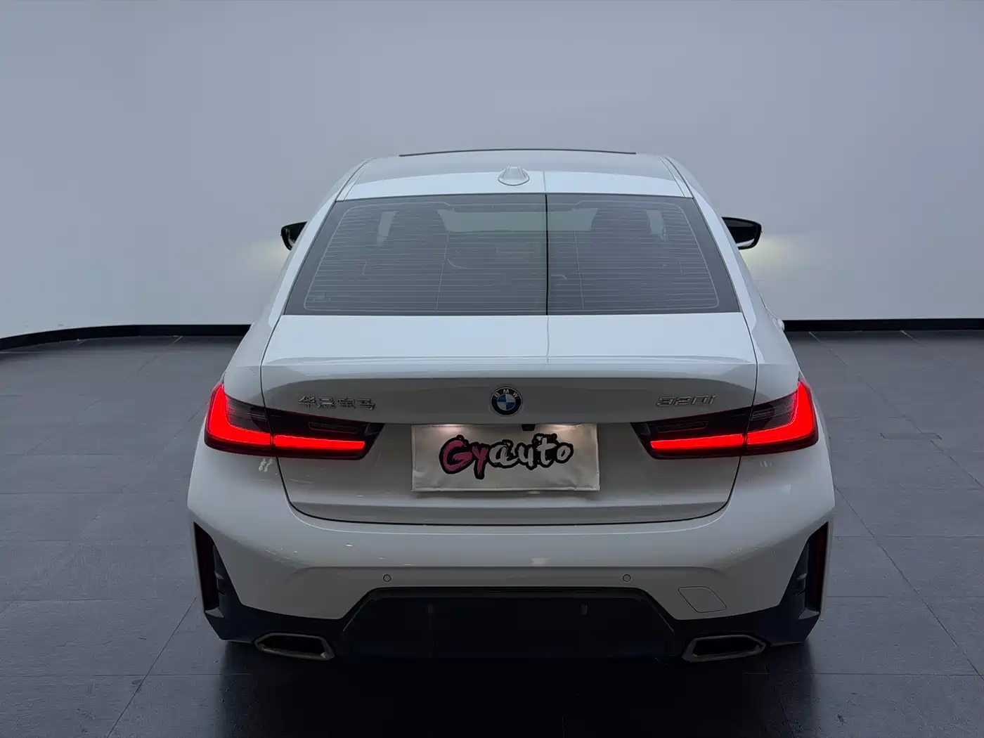 BMW 3 Series 2024 320i M Sport Package фото 9