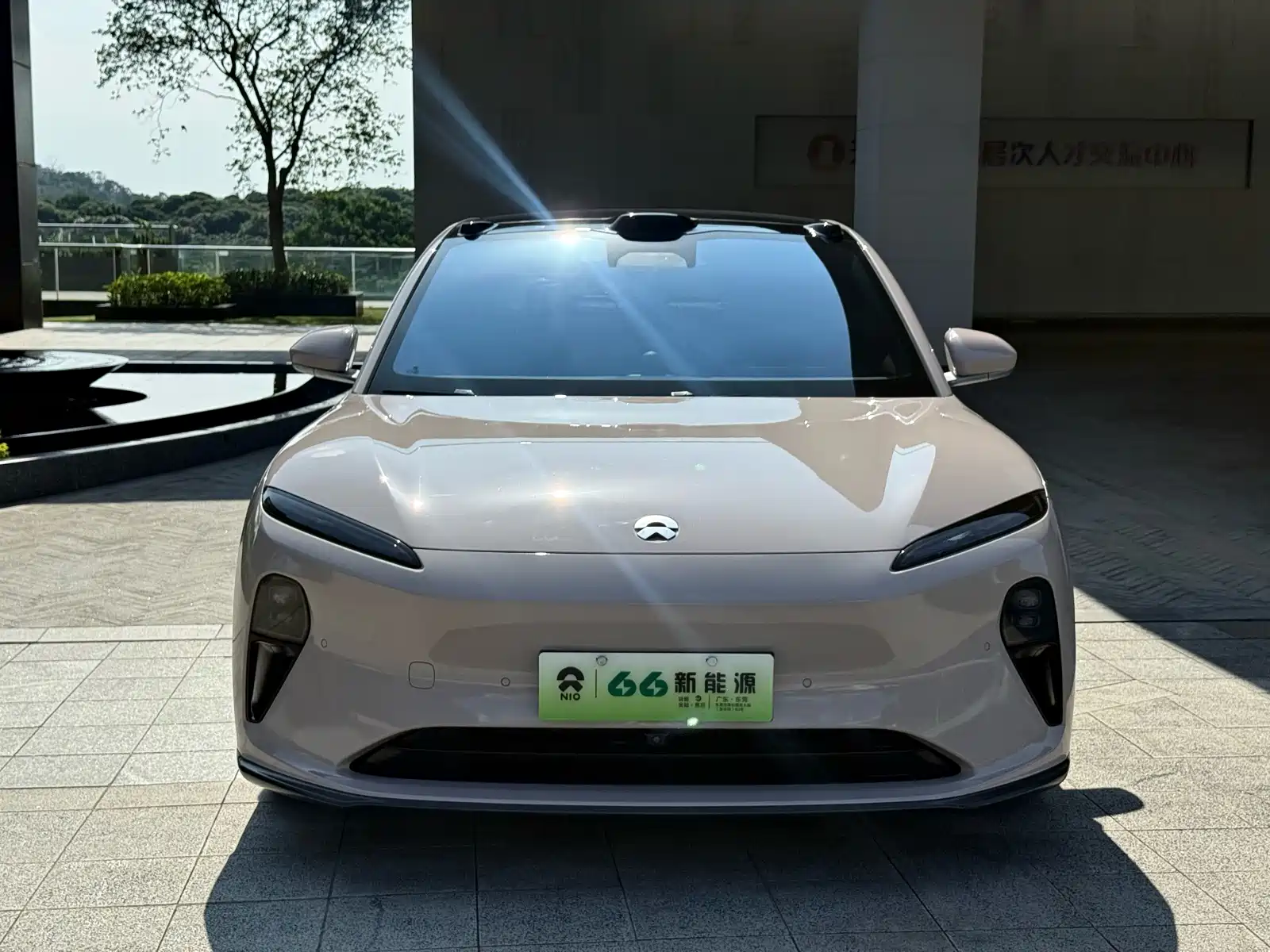 Фото 2 - NIO ET5