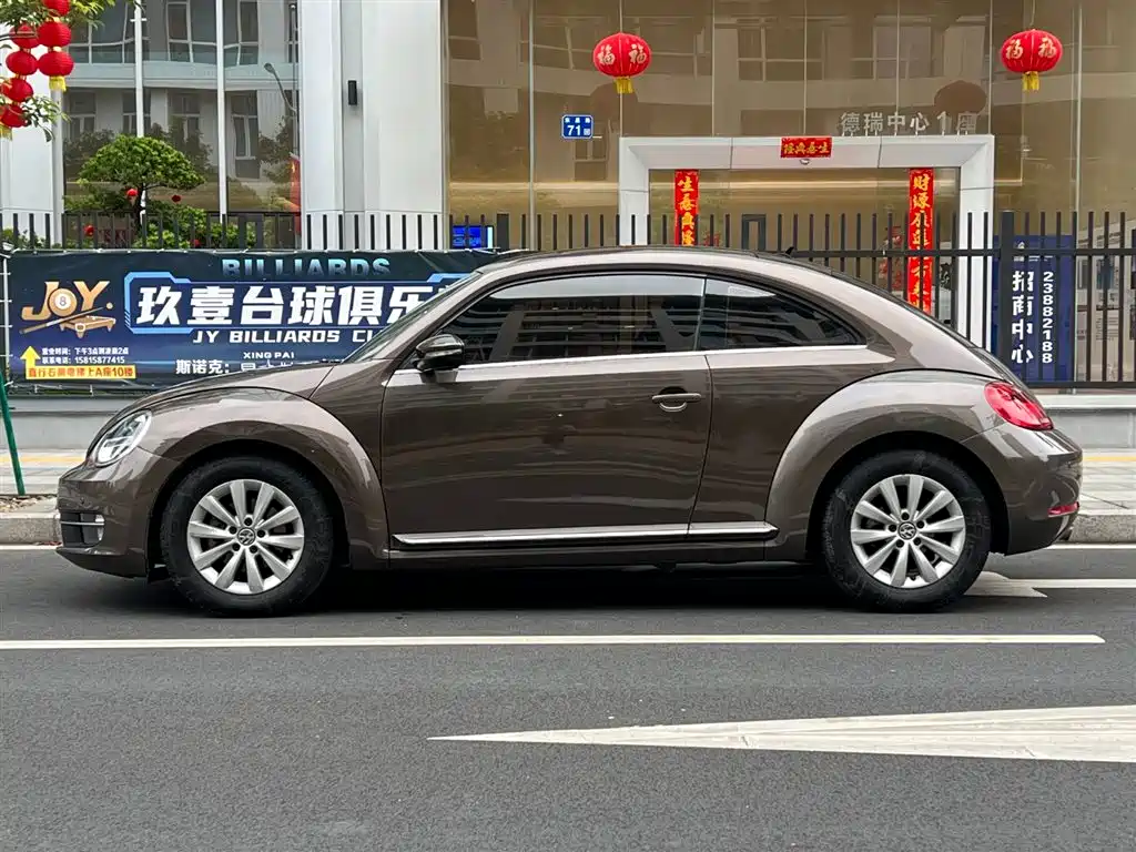 Volkswagen Beetle 2014 1.2TSI Fashion Edition фото 24