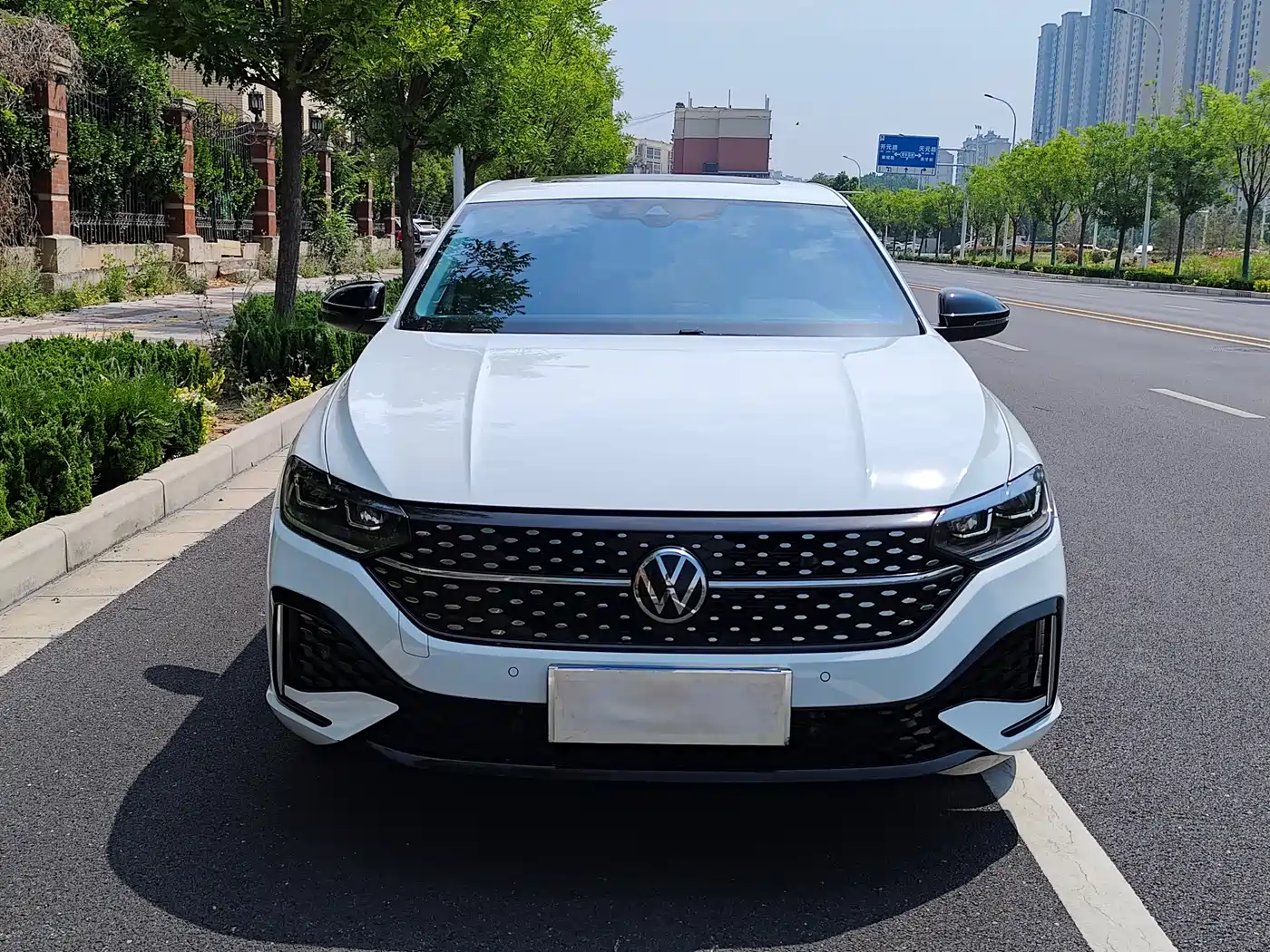Volkswagen Lavida 2024 Model 300TSI DSG Starlight Leading Edition фото 17