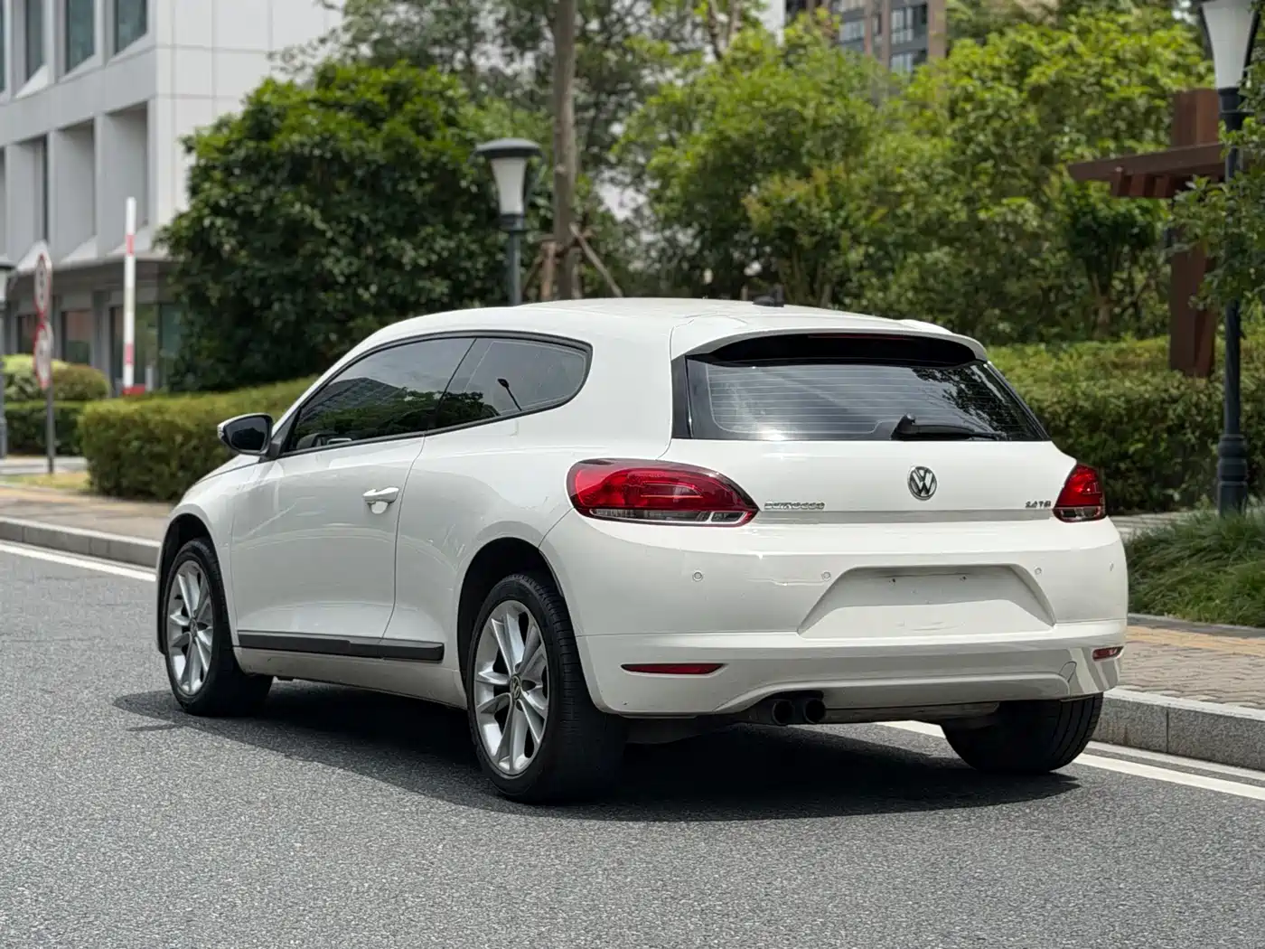 Volkswagen Scirocco 2011 2011 2.0TSI Luxury