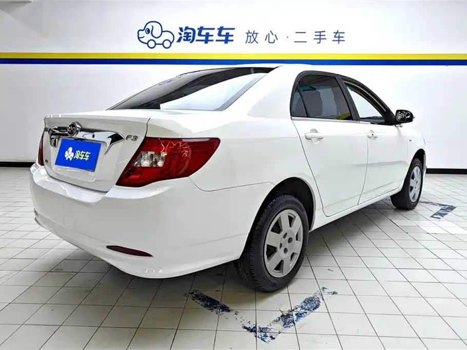 BYD F3 2015 Energy-saving Edition 1.5L Manual Comfort фото 3