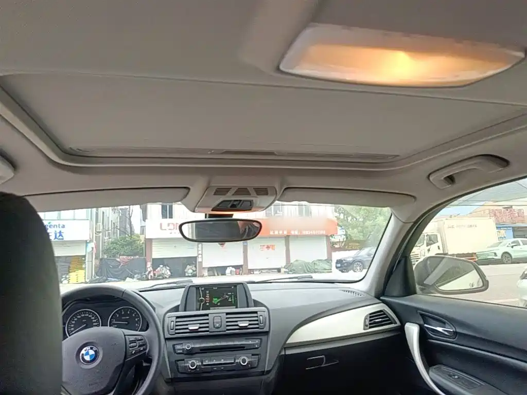 BMW 1 Series (Import) 2013 Facelift 116i Leading Model фото 18