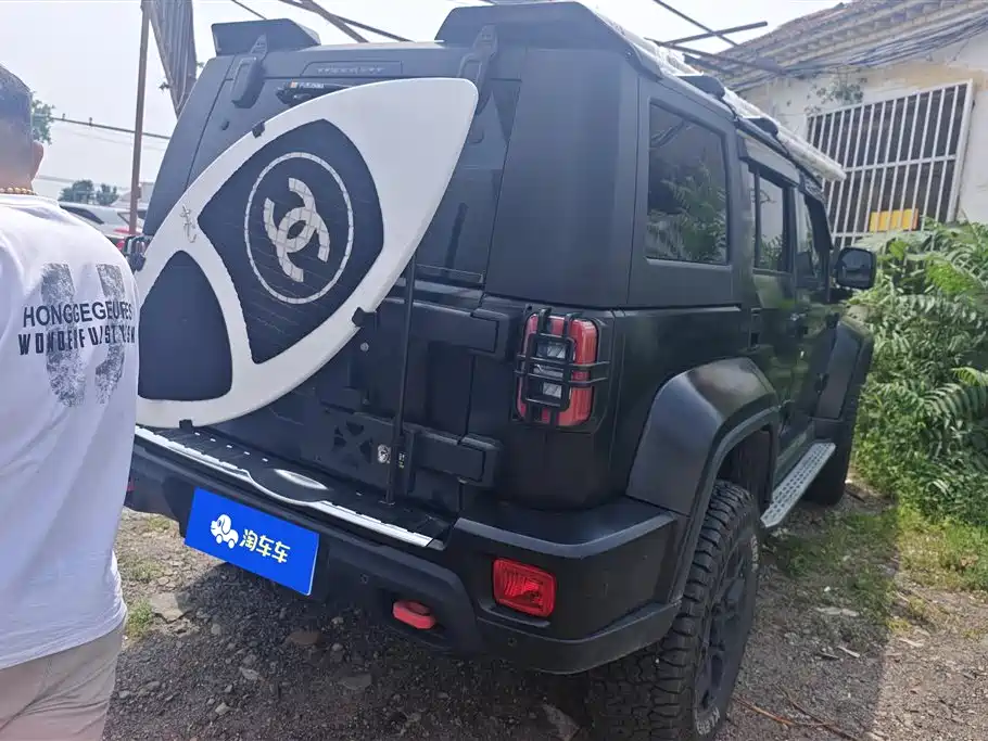 BAIC ORV Beijing Offroad BJ40 2024 2.0D Blade Hero Glory Edition фото 3