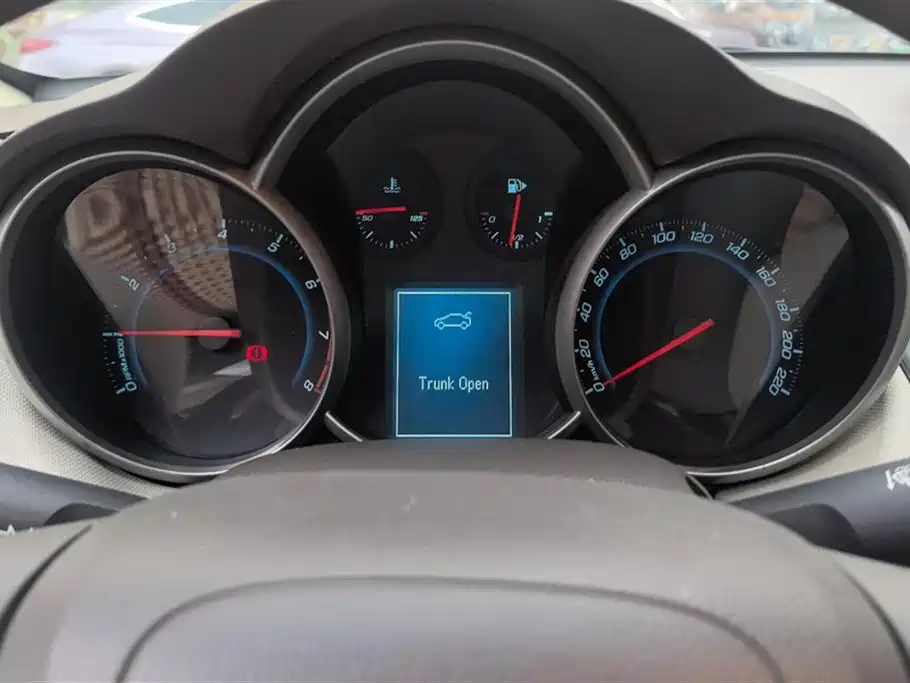 Chevrolet Cruze 2015 1.5L Classic SE AT фото 14