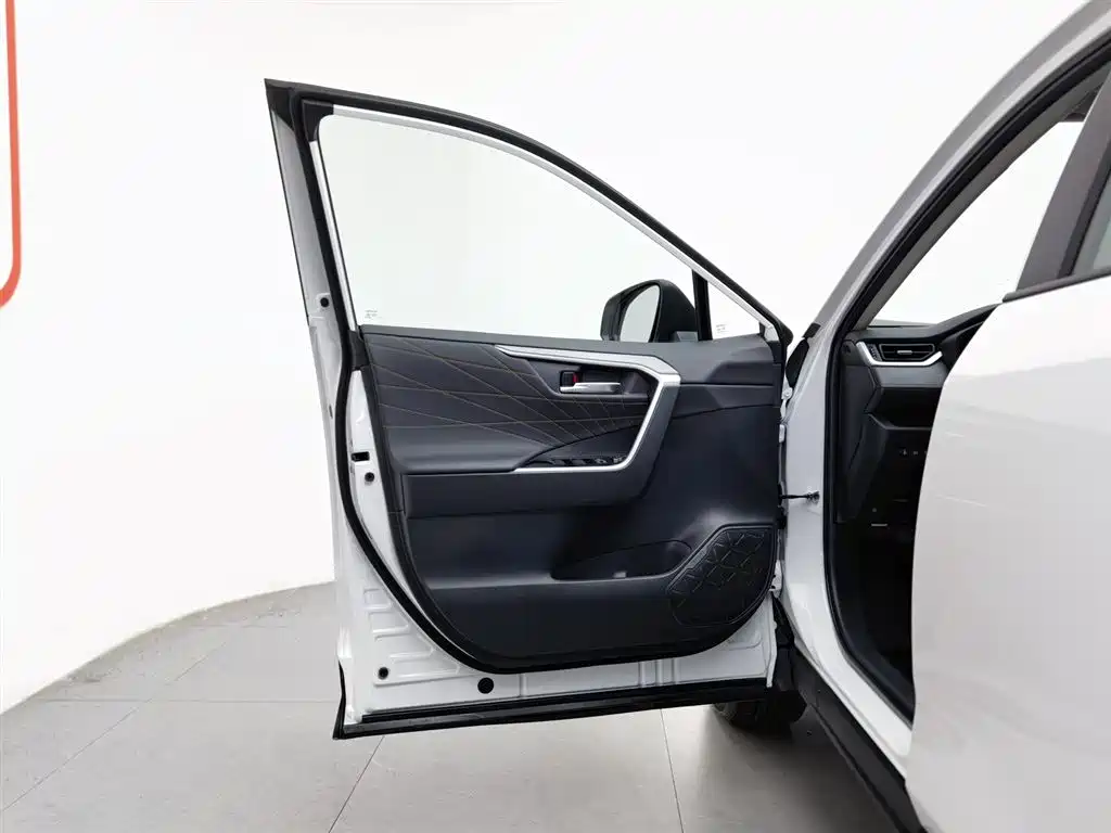 Toyota RAV4 Rongfang 2024 Hybrid 2.5L E-CVT FWD Elite Plus Edition фото 8