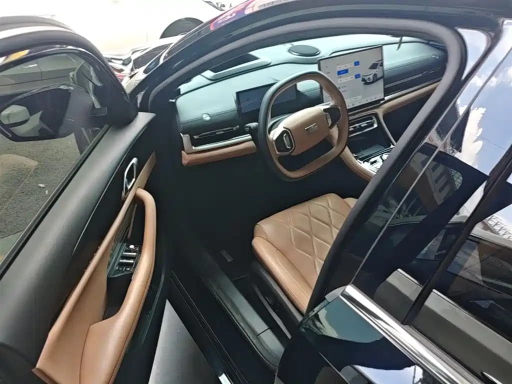 Geely Galaxy Galaxy A7 2025 EM-i фото 16