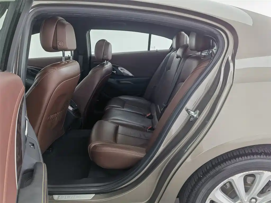 Buick LaCrosse 2013 2.4L SIDI Luxury Comfort фото 15