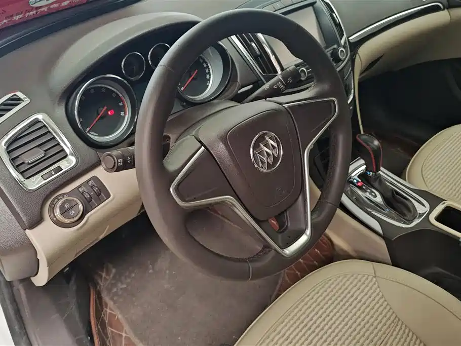 Buick Regal 2015 2.0L Leading Fashion Model фото 15