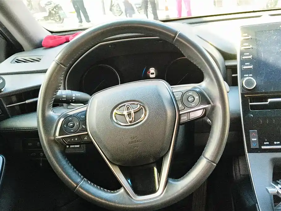 Toyota Avalon 2019 Hybrid 2.5L Luxury Edition China VI фото 15