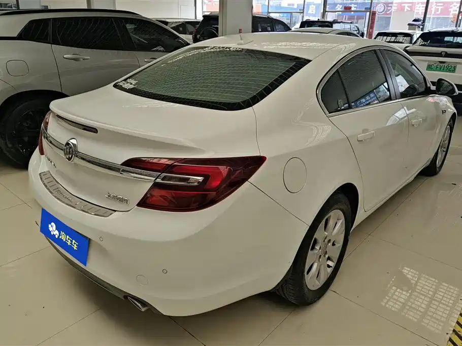 Buick Regal 2015 2.0L Leading Fashion Model фото 3