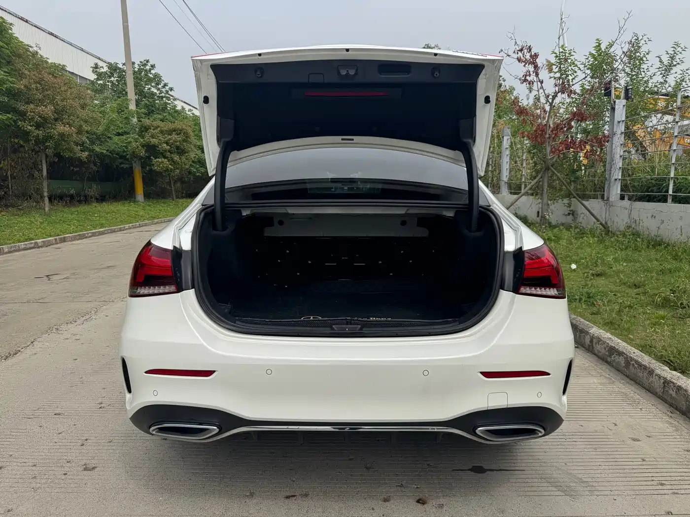Mercedes-Benz A-Class 2022 A 200 L Sport Sedan Style фото 15