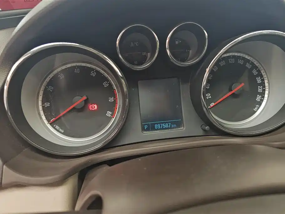 Buick Regal 2015 2.0L Leading Fashion Model фото 14