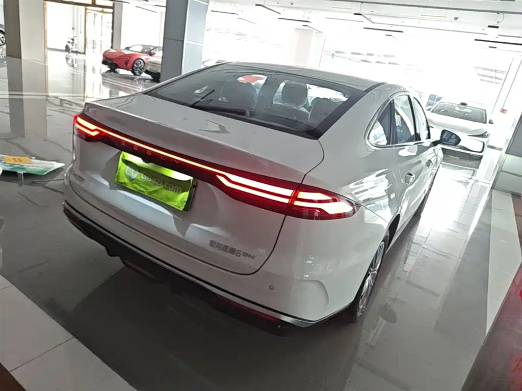 Geely Galaxy Galaxy Stellar 6 2025 60km Voyager Edition фото 7