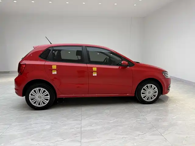 Фото 4 - Volkswagen Polo