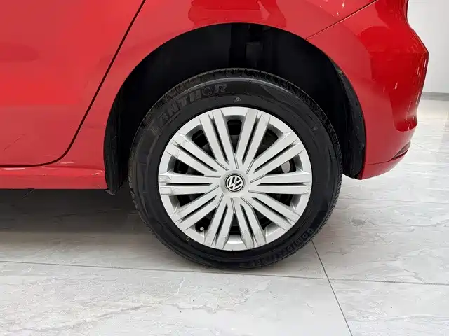Фото 18 - Volkswagen Polo