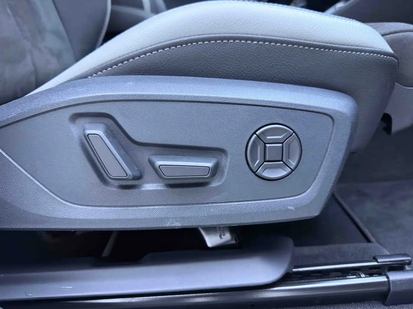 Audi Q3 2023 35 TFSI Fashion Dynamic (1.4T) фото 19