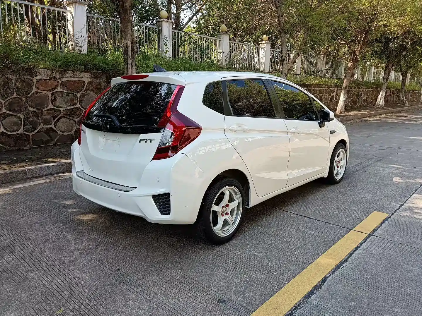 Photo 4 - Honda Fit